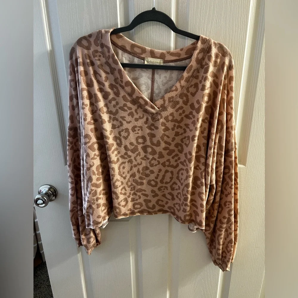 Pink Leopard Balloon Sleeve Sweatshirt - Picture 1 of 4